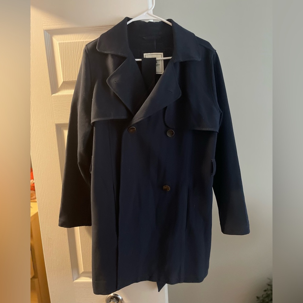 Pea coat with scalloped back